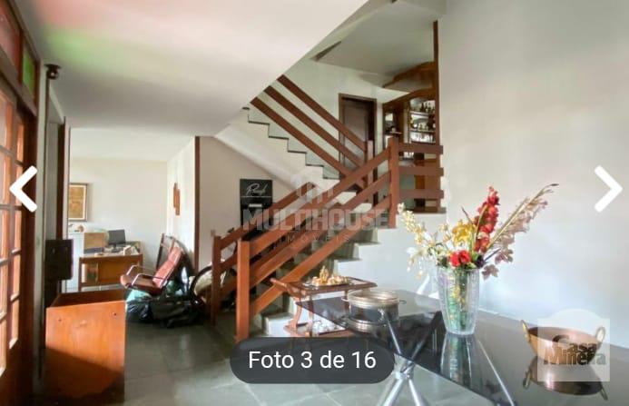 Casa à venda com 4 quartos, 277m² - Foto 2