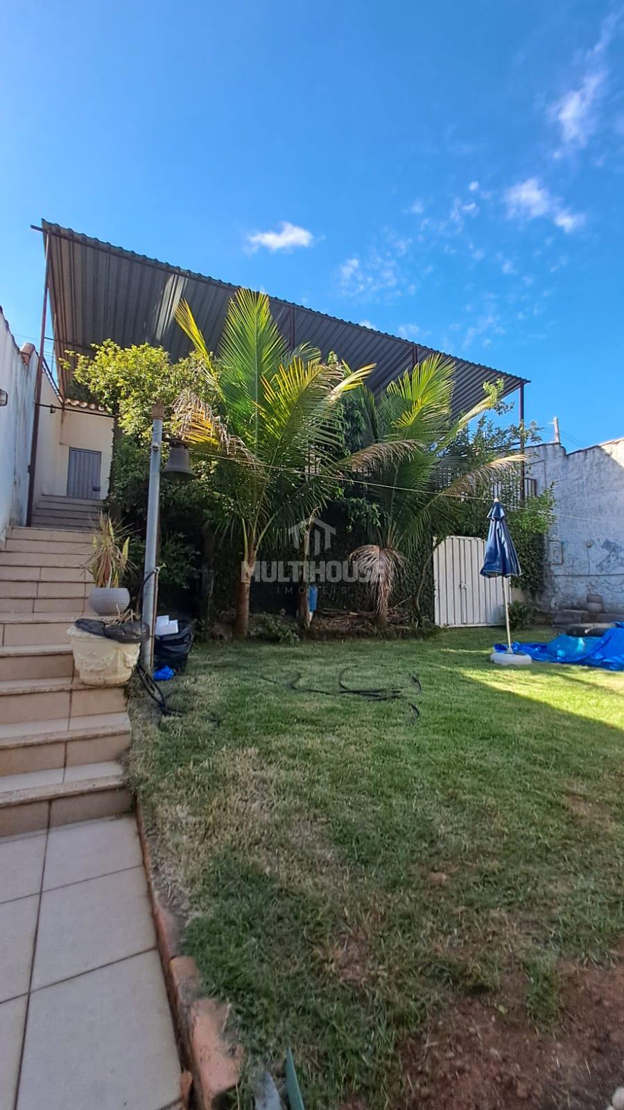 Casa à venda com 5 quartos, 300m² - Foto 8