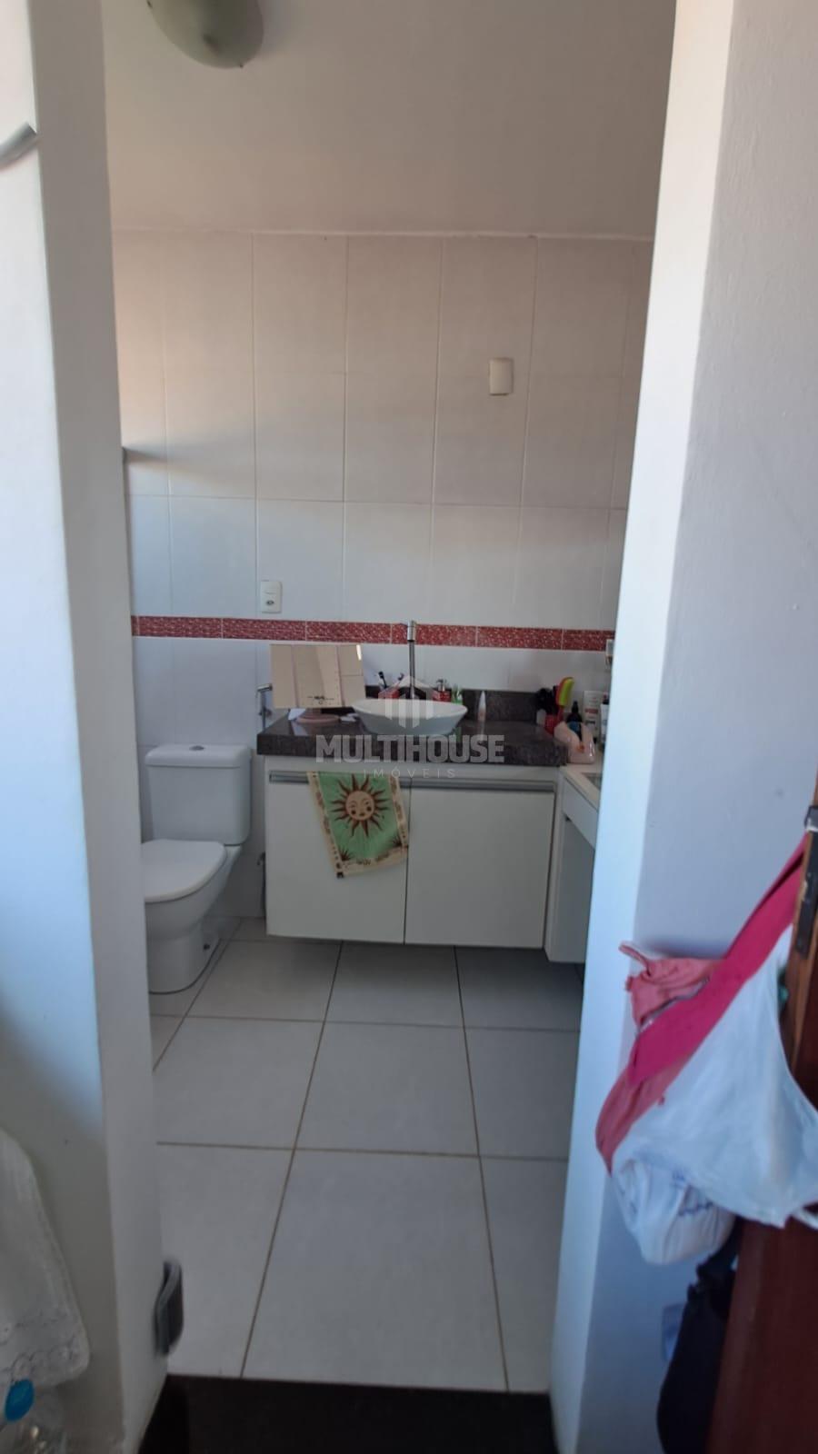 Casa à venda com 5 quartos, 300m² - Foto 27