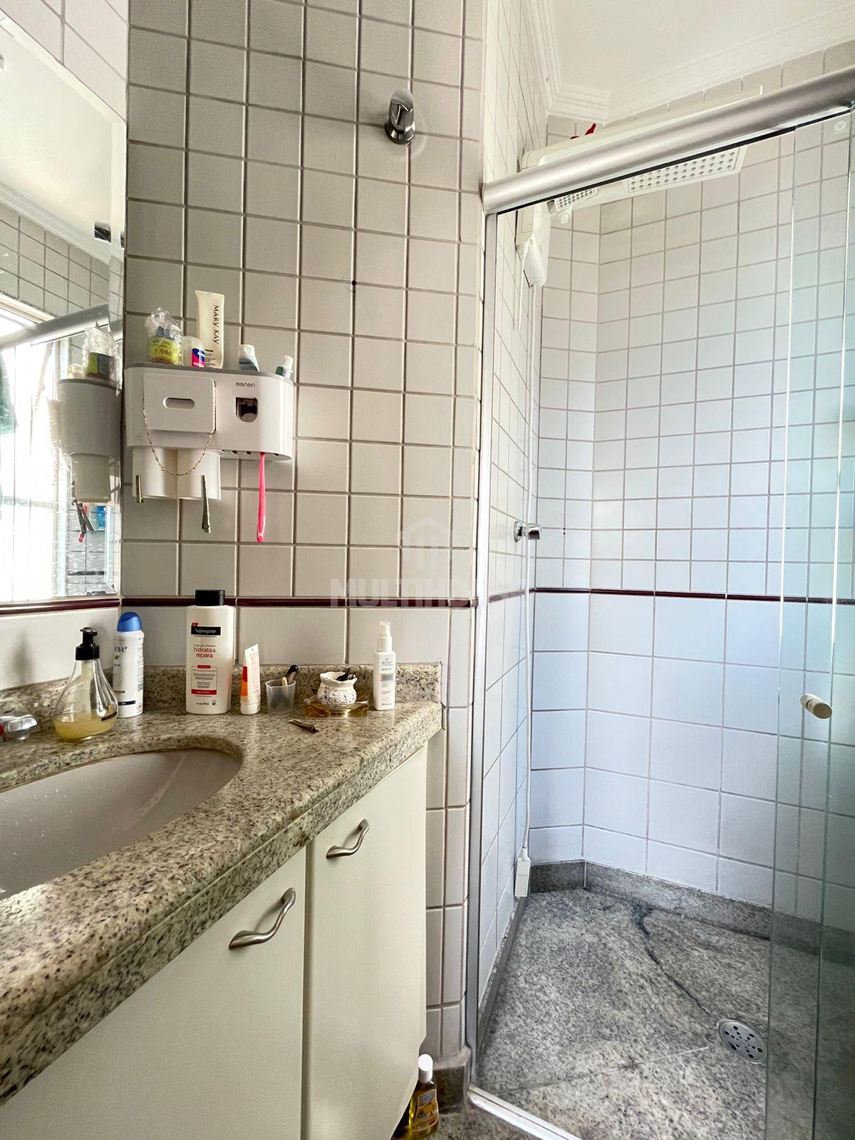 Apartamento à venda com 3 quartos, 188m² - Foto 18