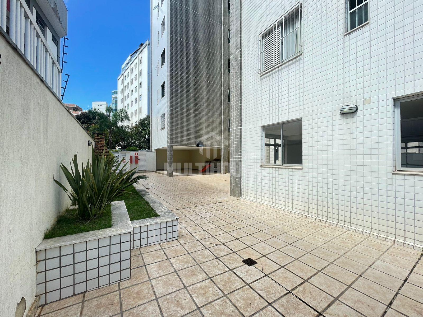 Apartamento à venda com 3 quartos, 188m² - Foto 29