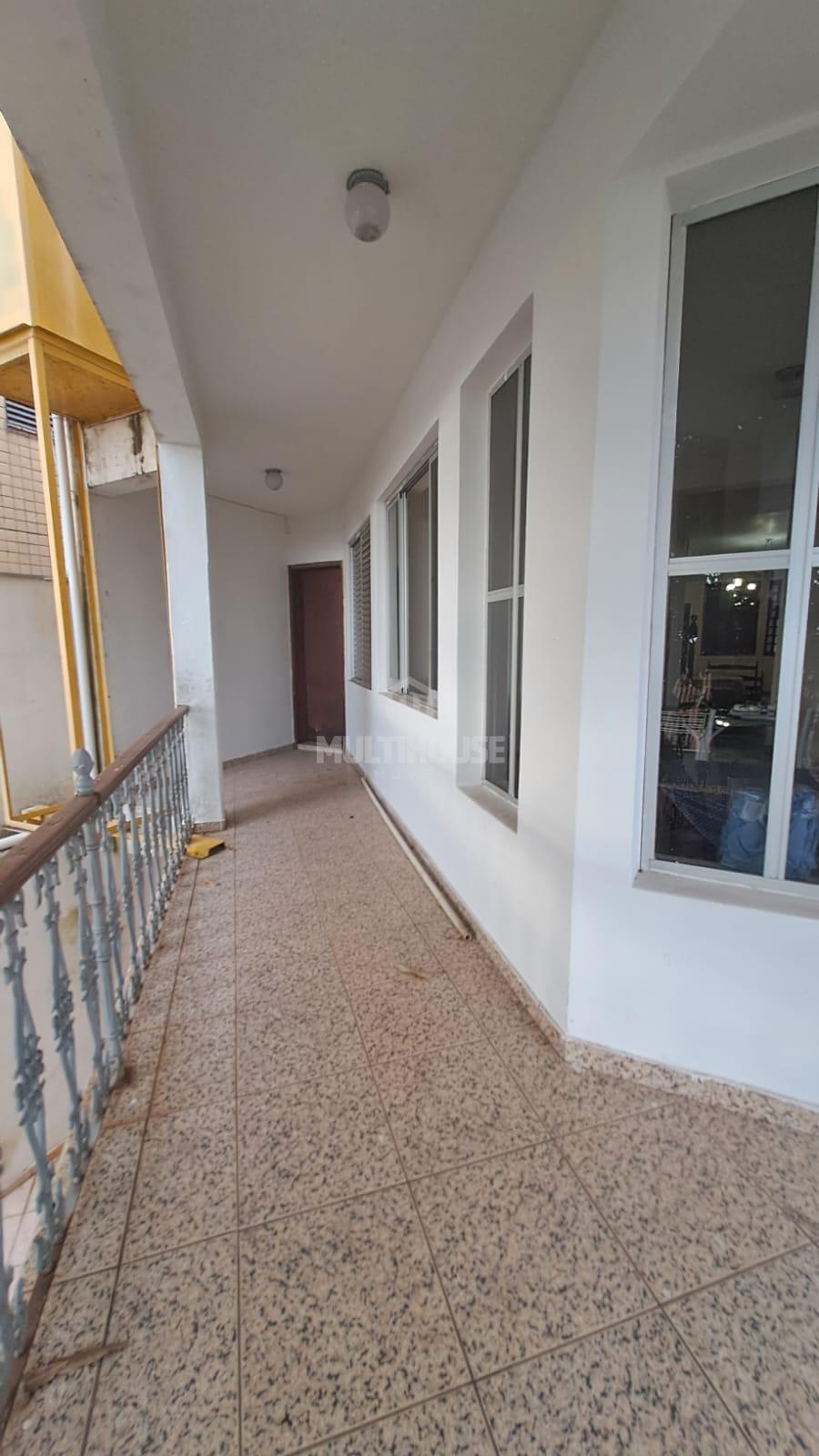 Casa à venda com 5 quartos, 299m² - Foto 15