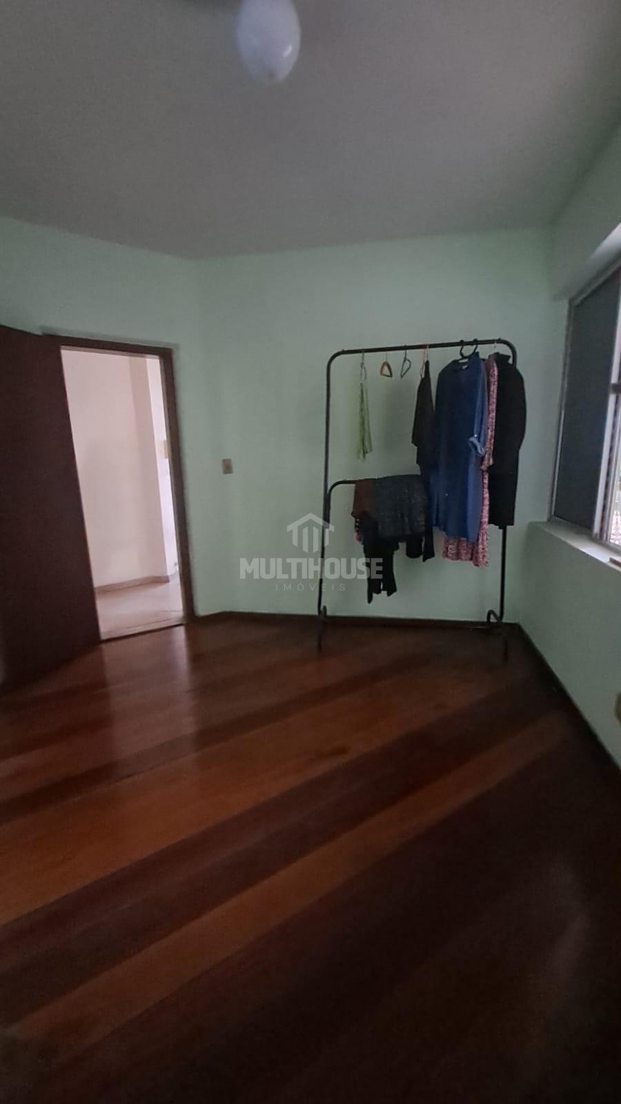 Casa à venda com 5 quartos, 299m² - Foto 19