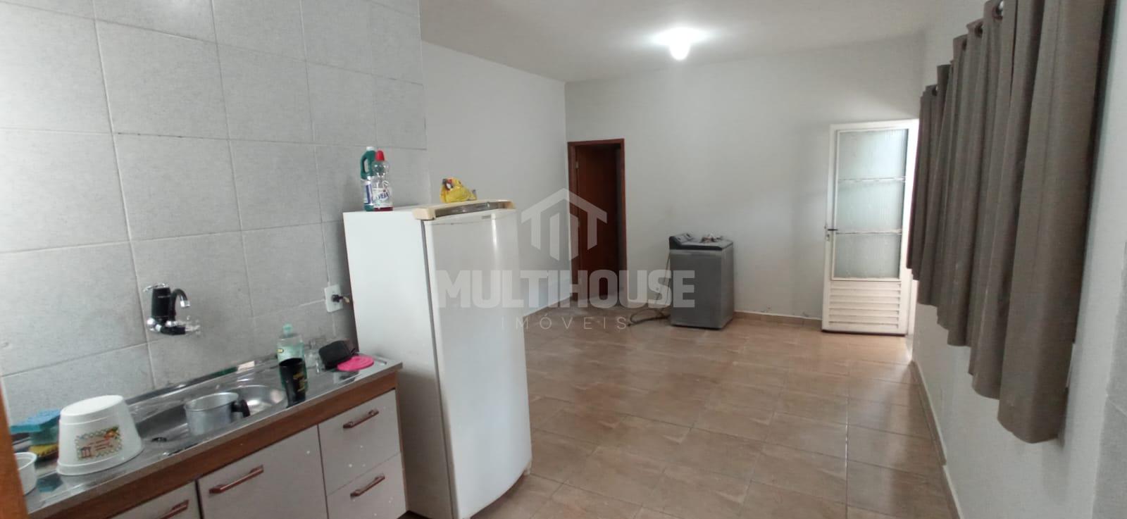 Casa à venda com 2 quartos, 133m² - Foto 12