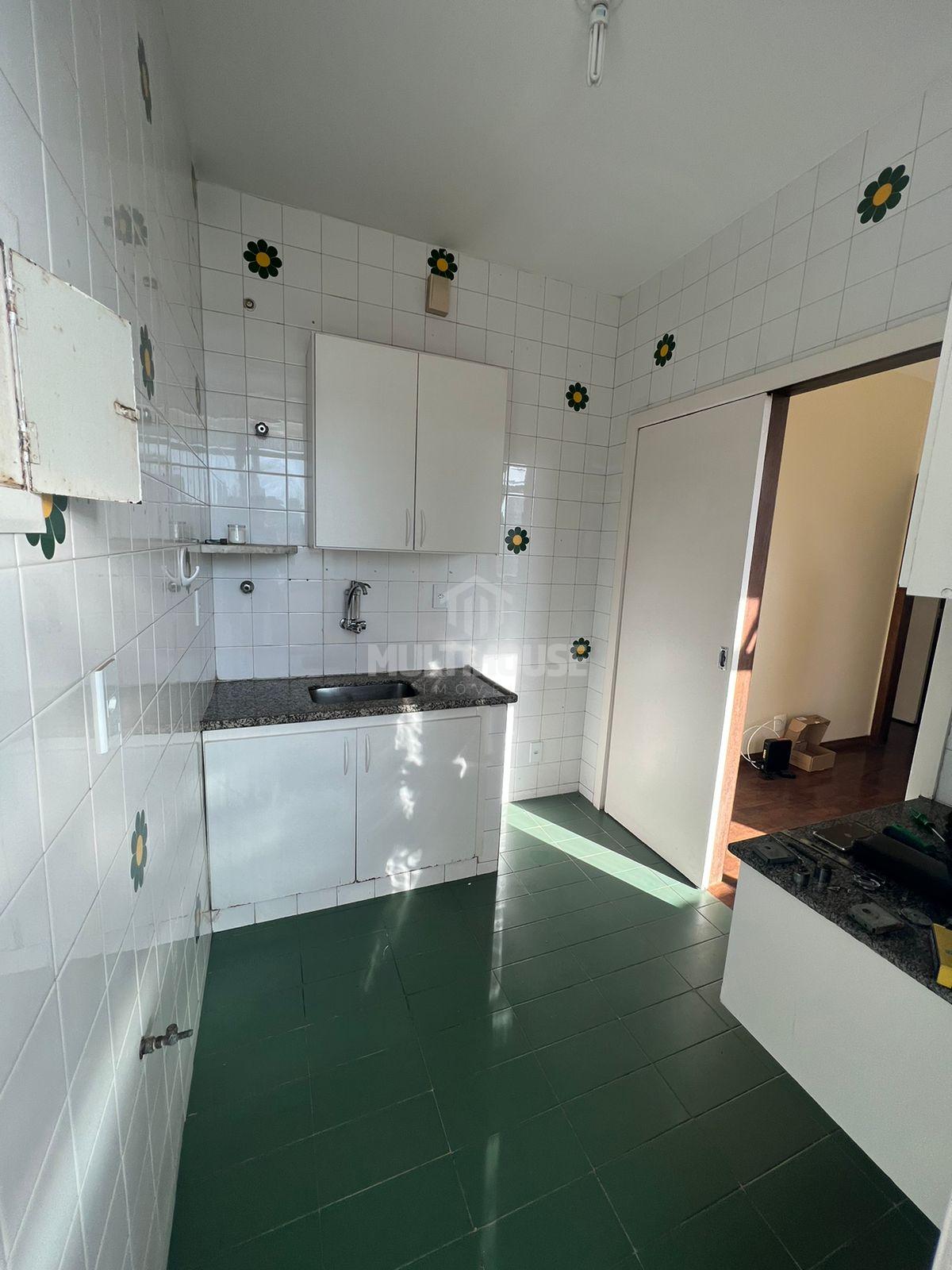 Apartamento à venda com 3 quartos, 90m² - Foto 7