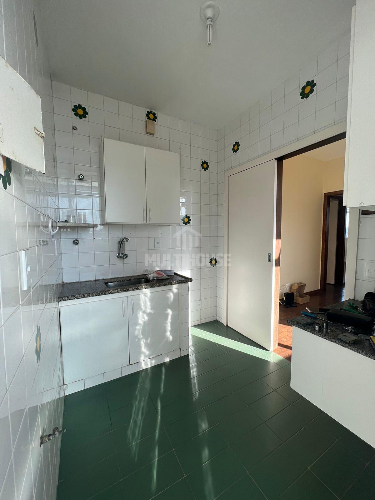 Apartamento à venda com 3 quartos, 90m² - Foto 8