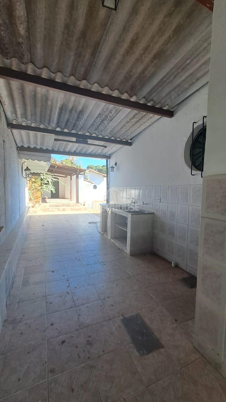 Casa à venda com 4 quartos, 211m² - Foto 10