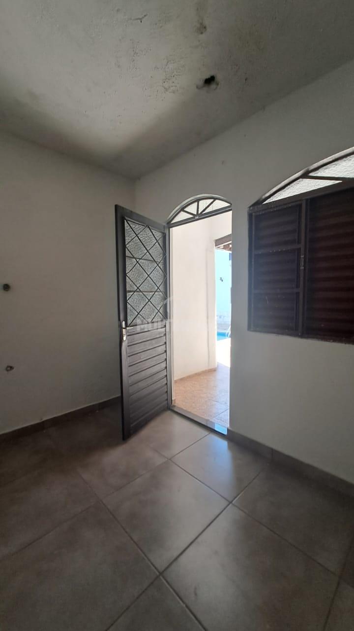 Casa à venda com 4 quartos, 211m² - Foto 12