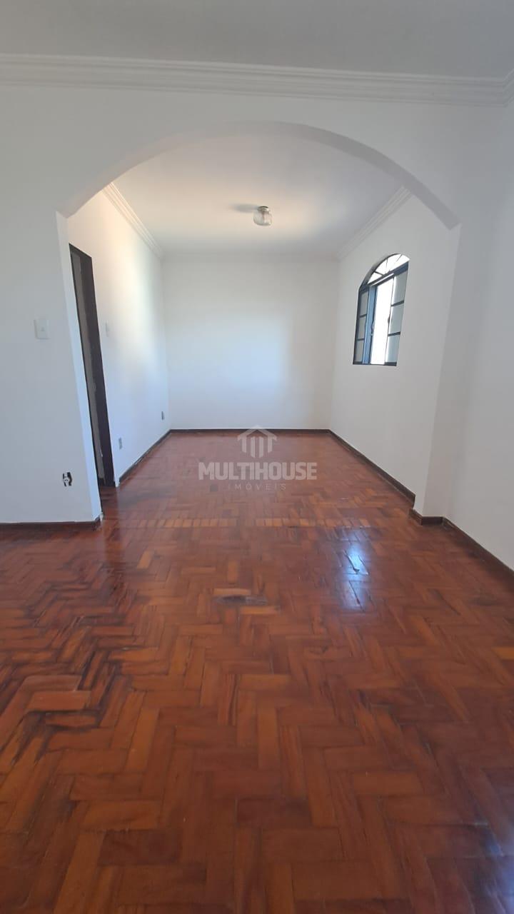 Casa à venda com 4 quartos, 211m² - Foto 23