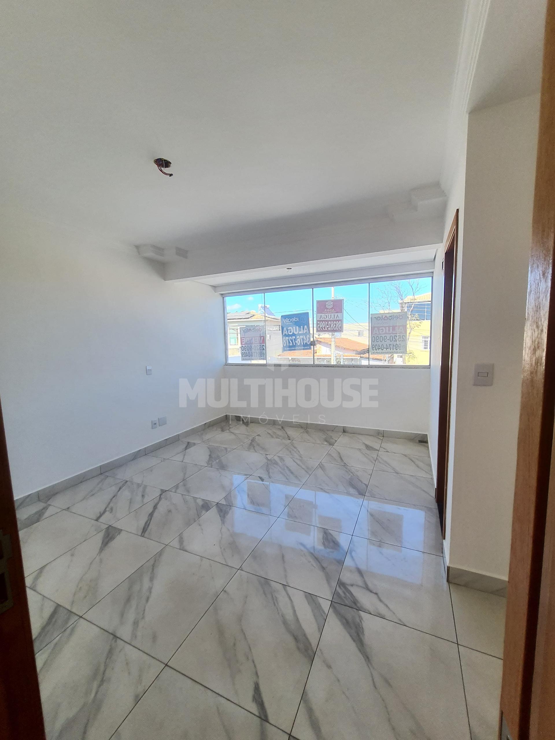 Casa à venda com 3 quartos, 105m² - Foto 9