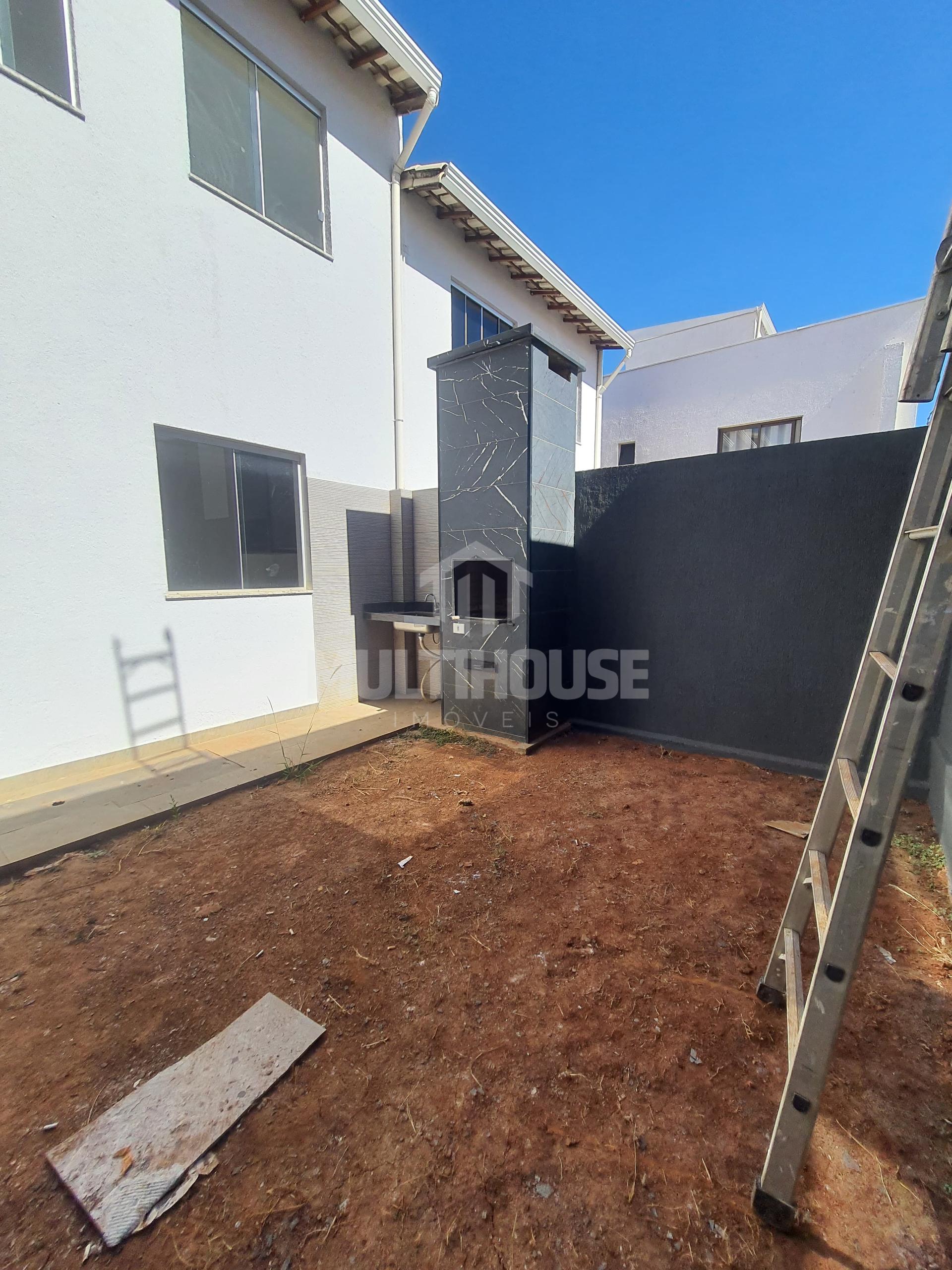 Casa à venda com 3 quartos, 105m² - Foto 14