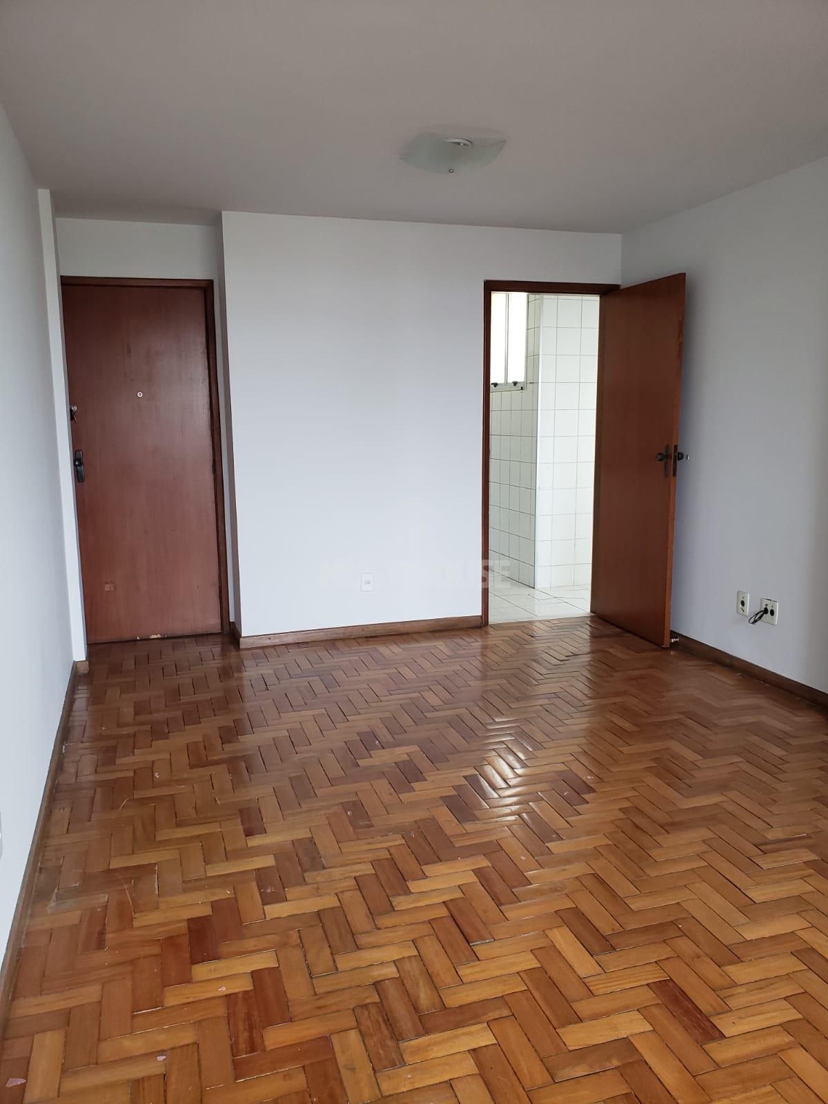 Apartamento à venda com 2 quartos, 89m² - Foto 2