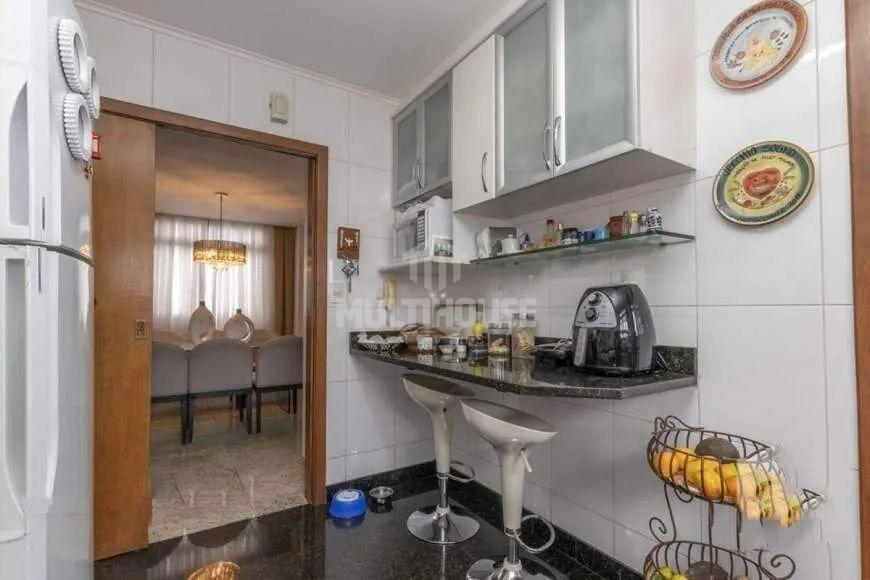 Apartamento à venda com 3 quartos, 90m² - Foto 6