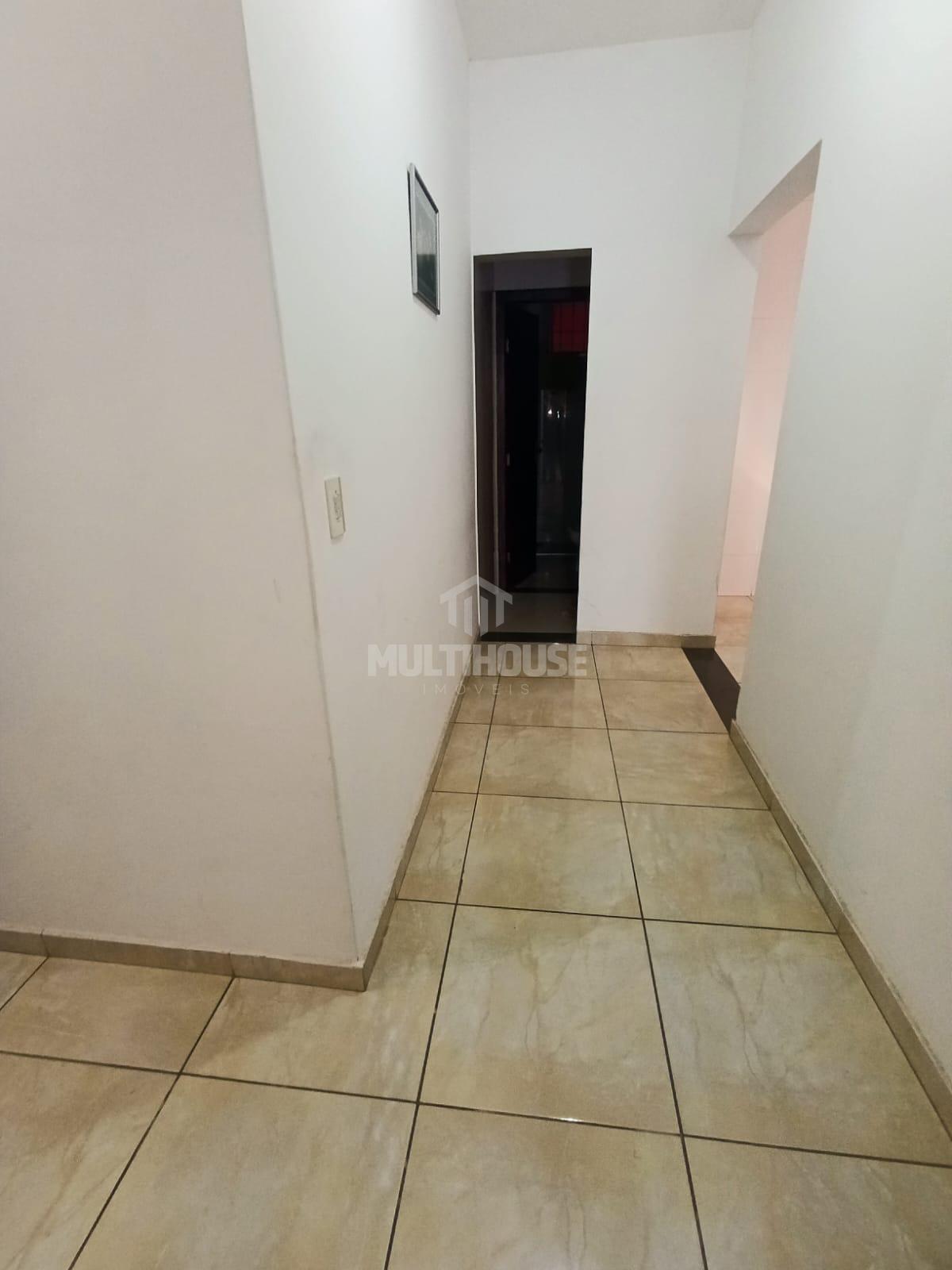 Casa à venda com 3 quartos, 200m² - Foto 10