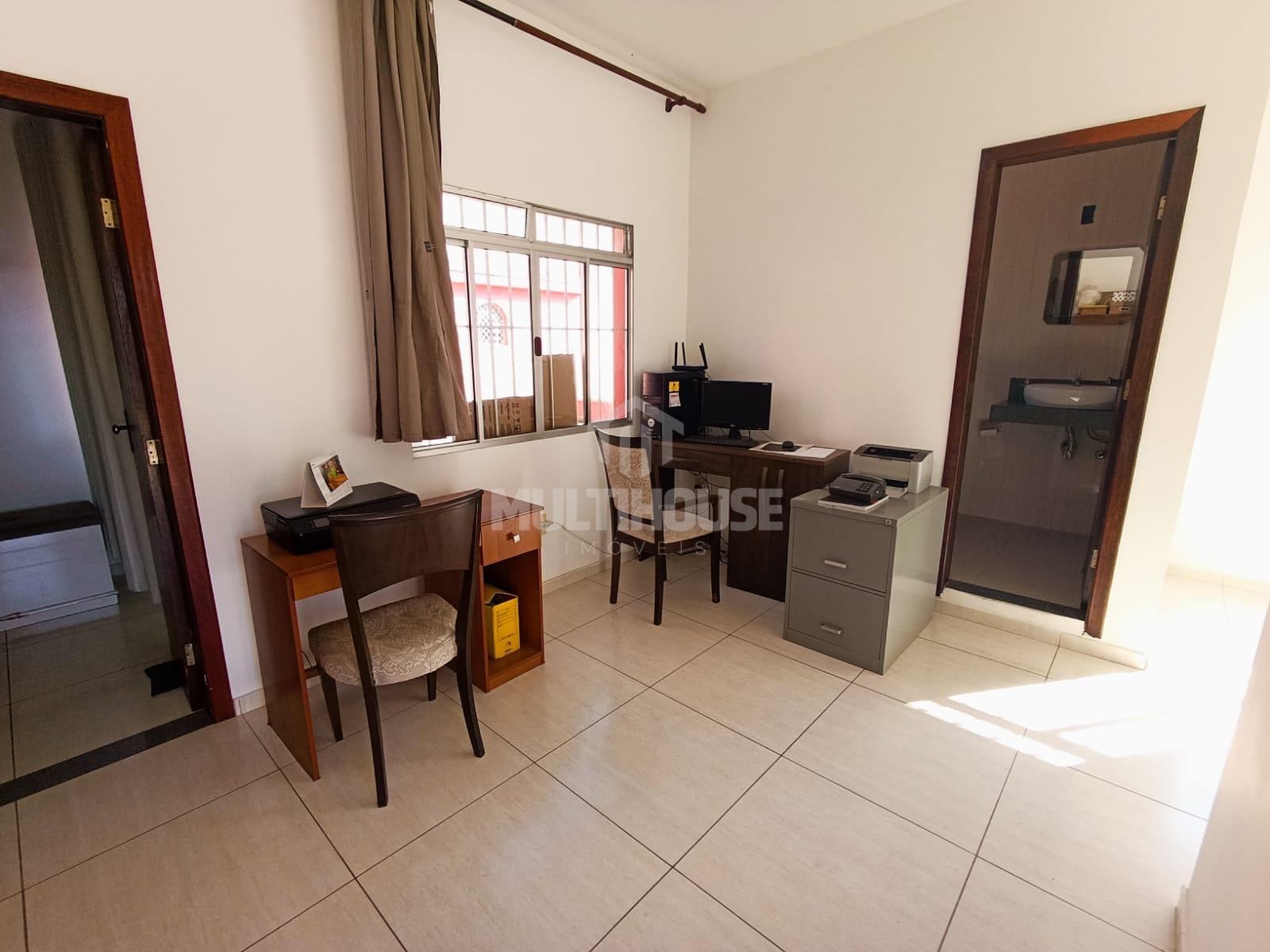 Casa à venda com 3 quartos, 200m² - Foto 21