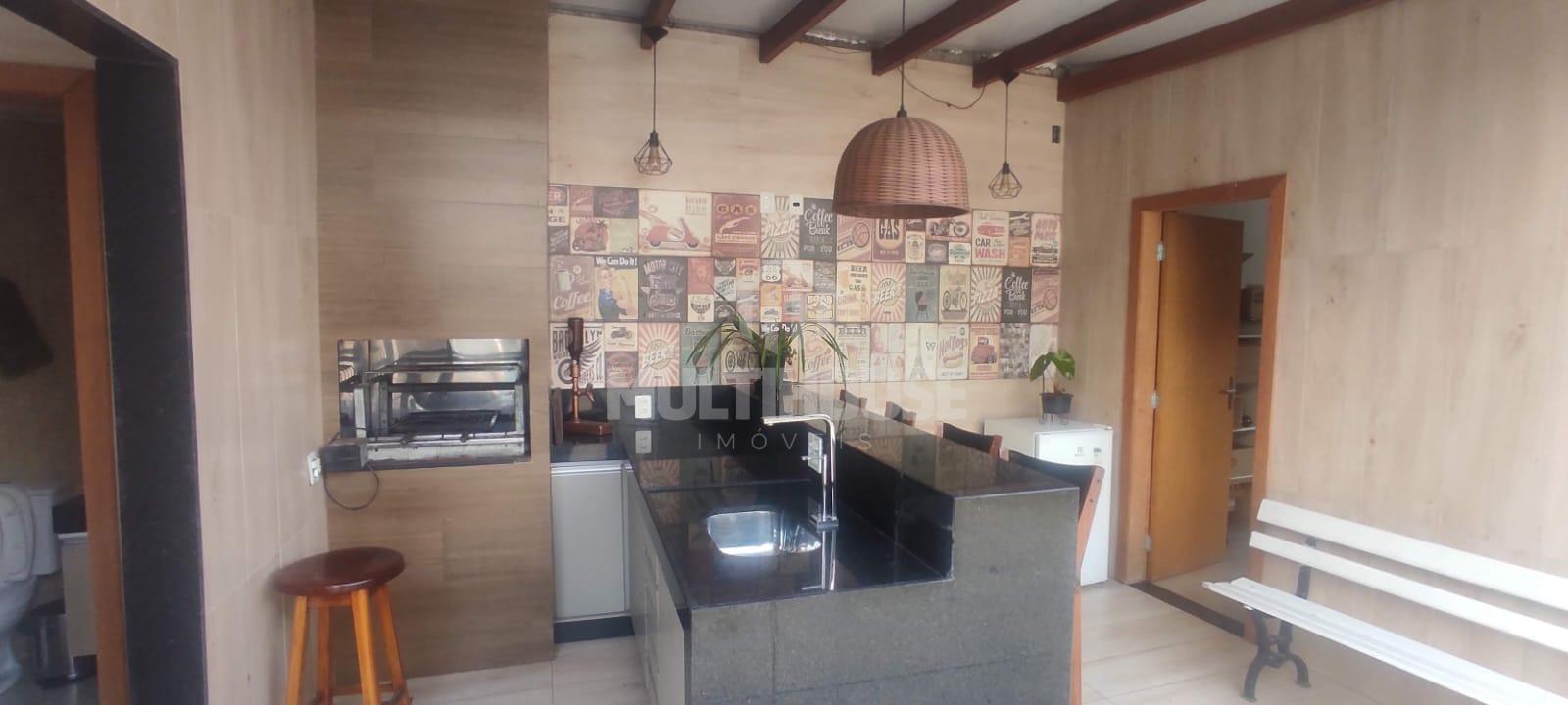 Casa à venda com 5 quartos, 200m² - Foto 6