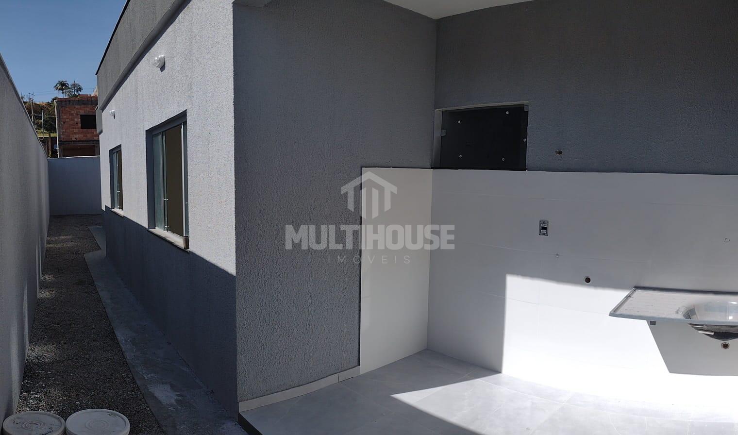 Casa à venda com 3 quartos, 100m² - Foto 4