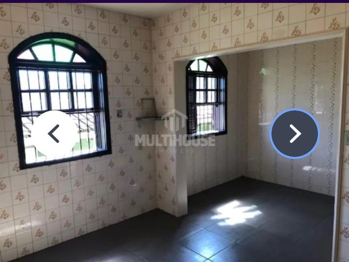 Casa à venda com 3 quartos, 250m² - Foto 18