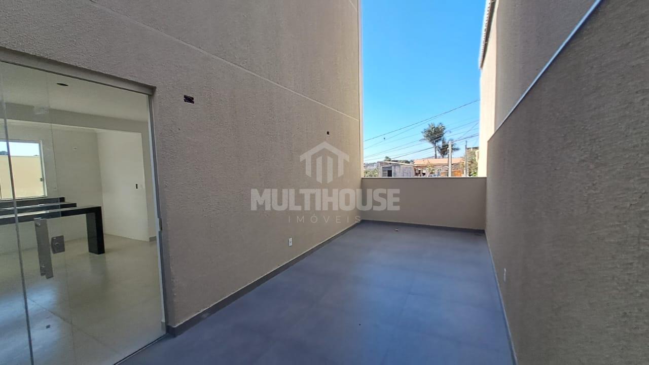 Apartamento à venda com 2 quartos, 95m² - Foto 2