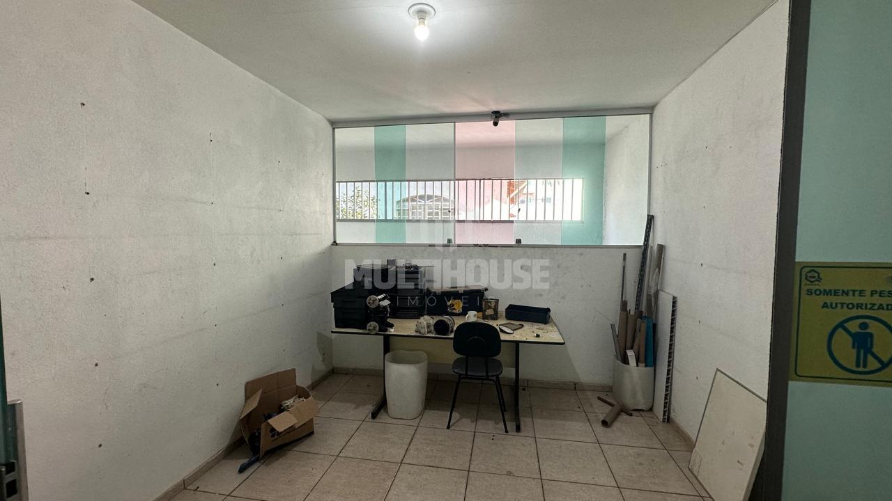 Prédio Inteiro para alugar, 556m² - Foto 33