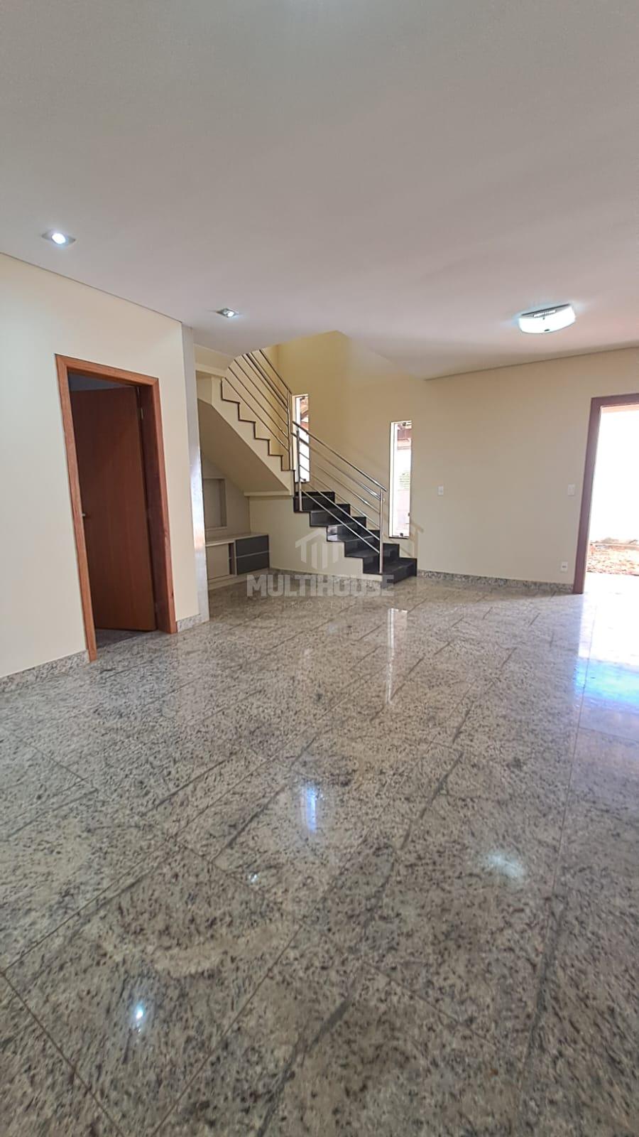 Casa à venda com 3 quartos, 150m² - Foto 4