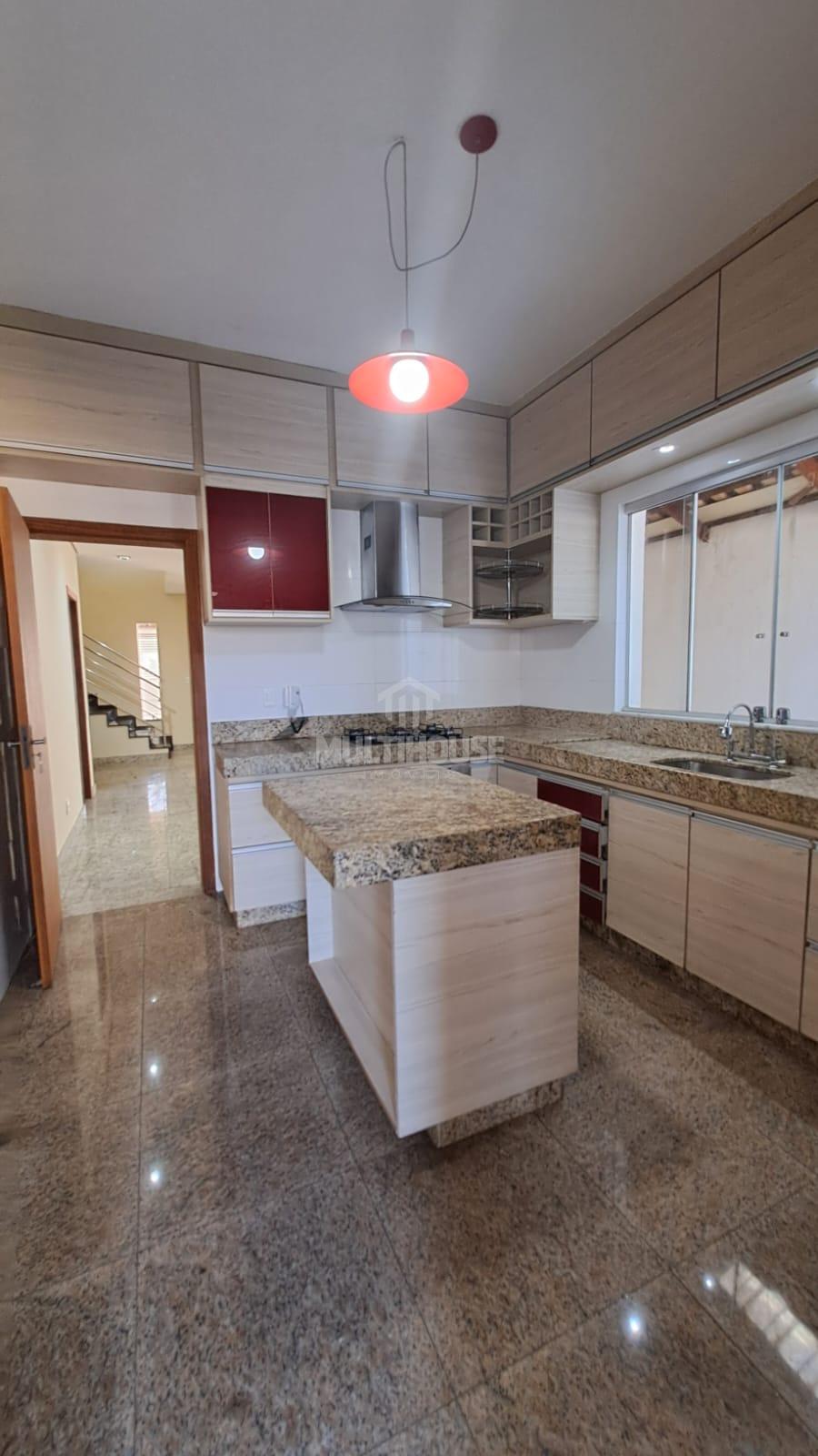 Casa à venda com 3 quartos, 150m² - Foto 9