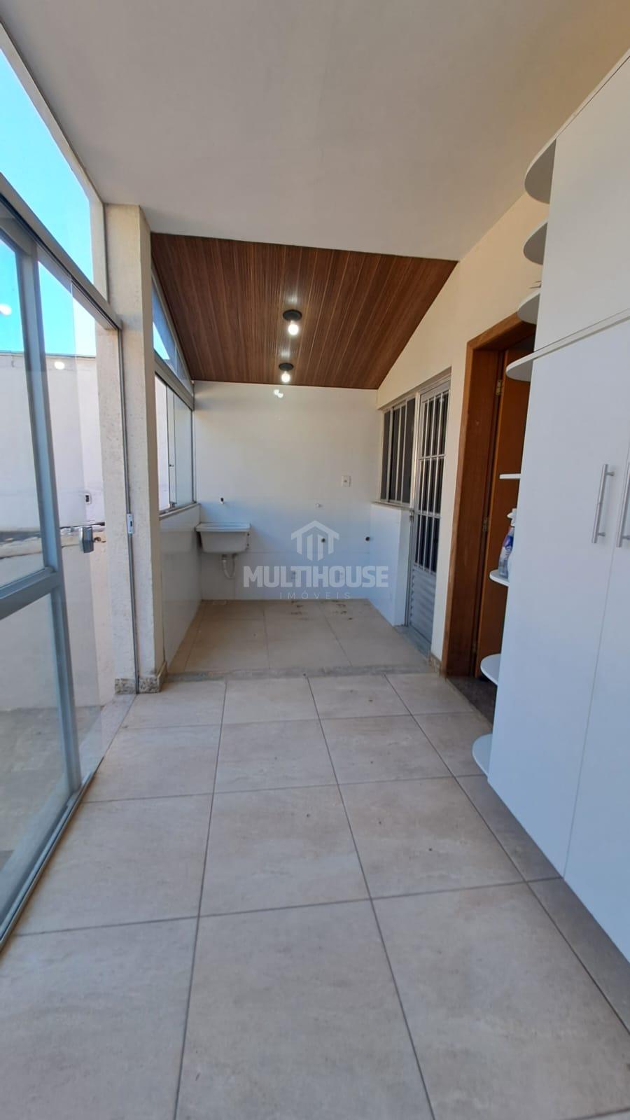 Casa à venda com 3 quartos, 150m² - Foto 11