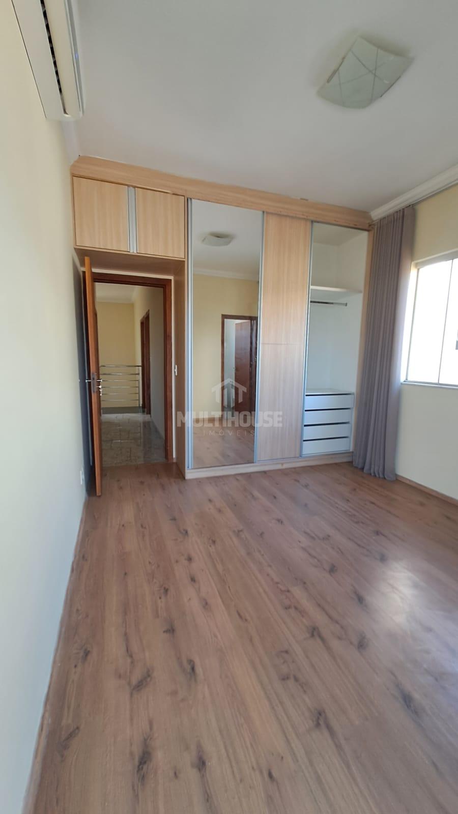 Casa à venda com 3 quartos, 150m² - Foto 24