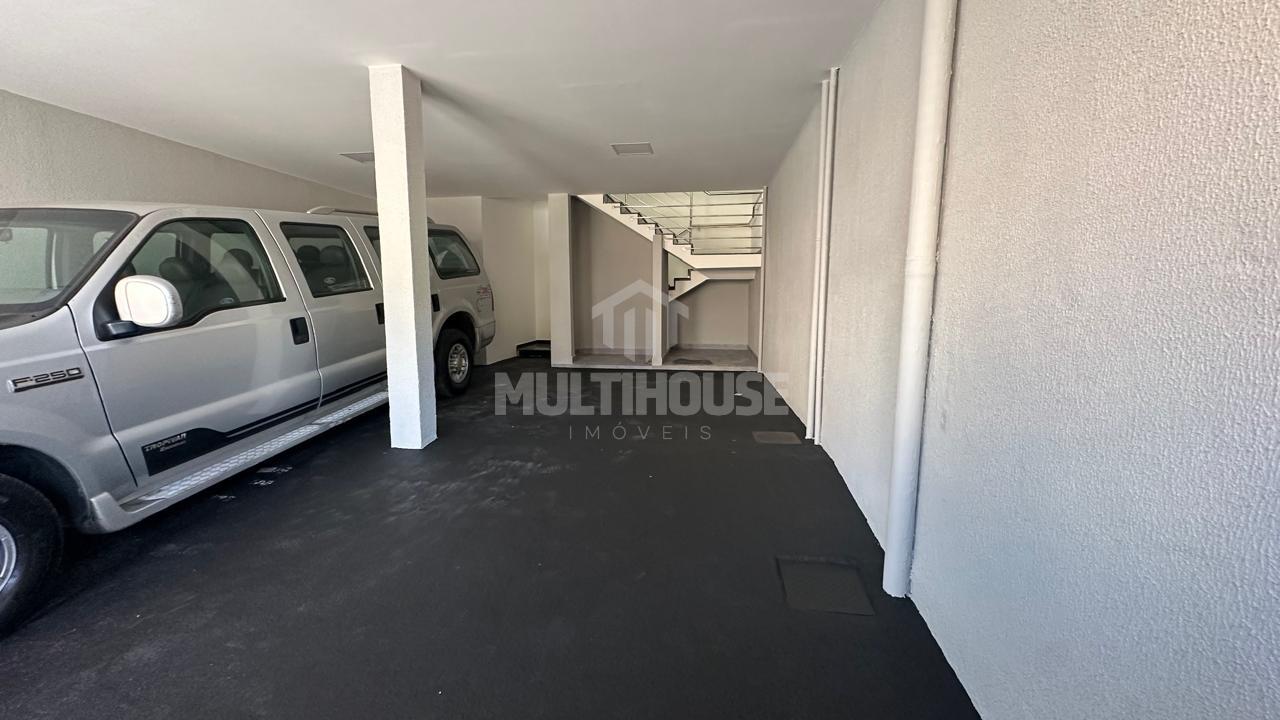 Apartamento à venda com 2 quartos, 240m² - Foto 3