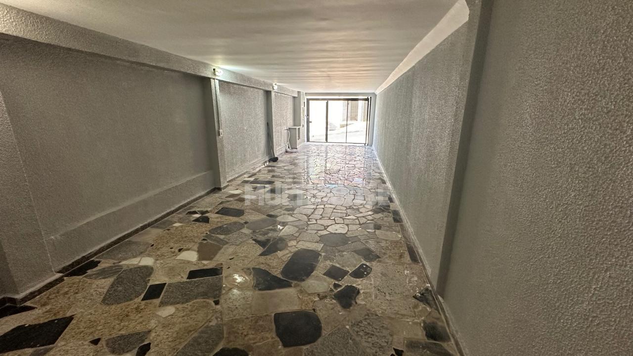 Casa à venda com 4 quartos, 240m² - Foto 3