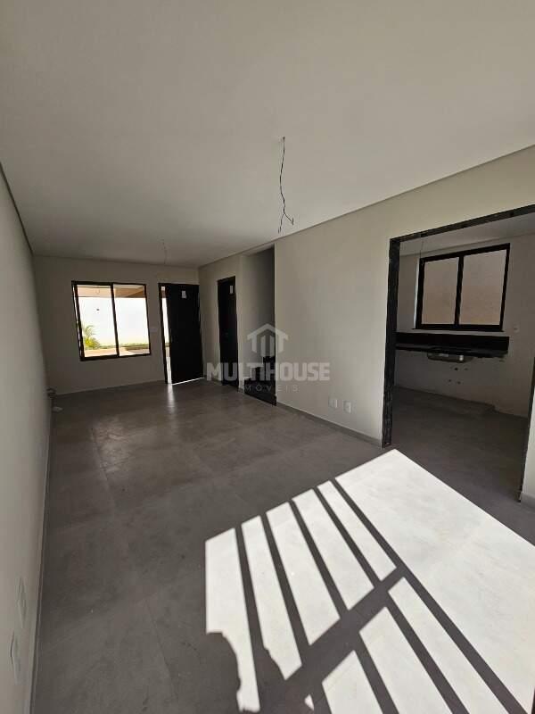 Casa à venda com 4 quartos, 120m² - Foto 23