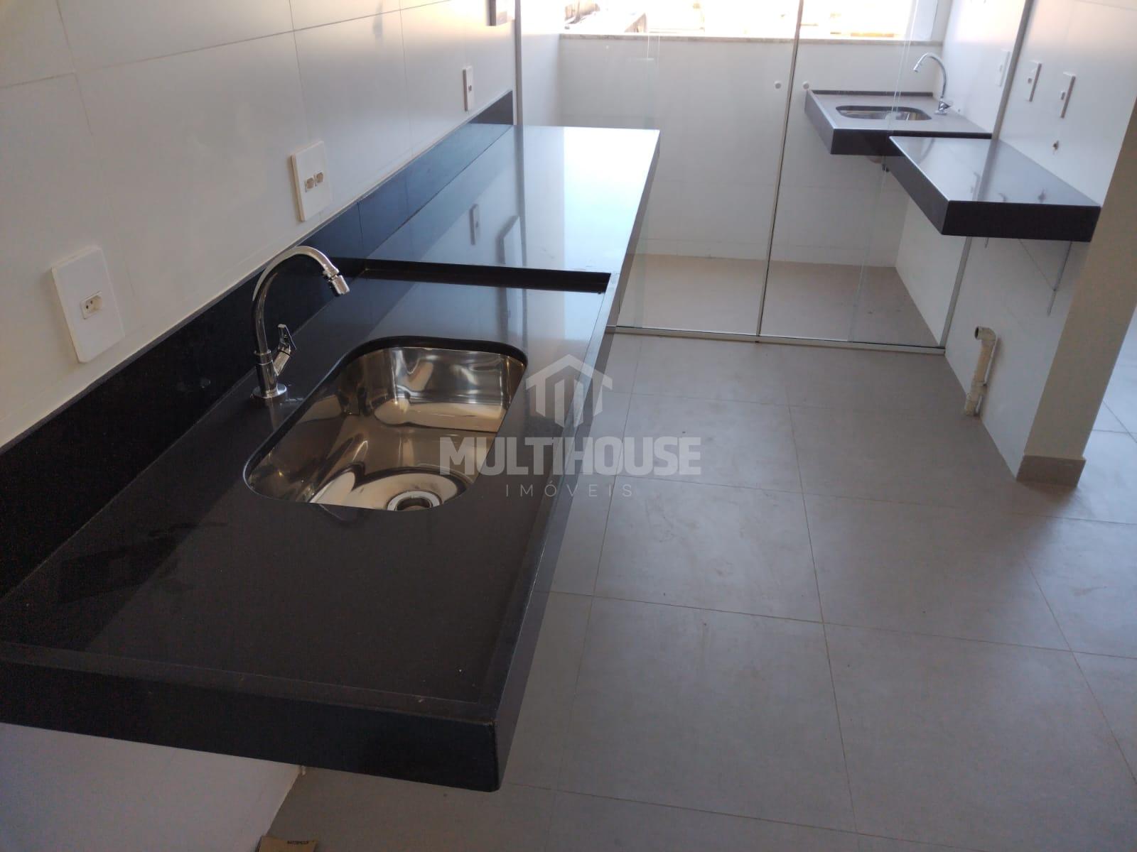 Apartamento à venda com 2 quartos, 64m² - Foto 3