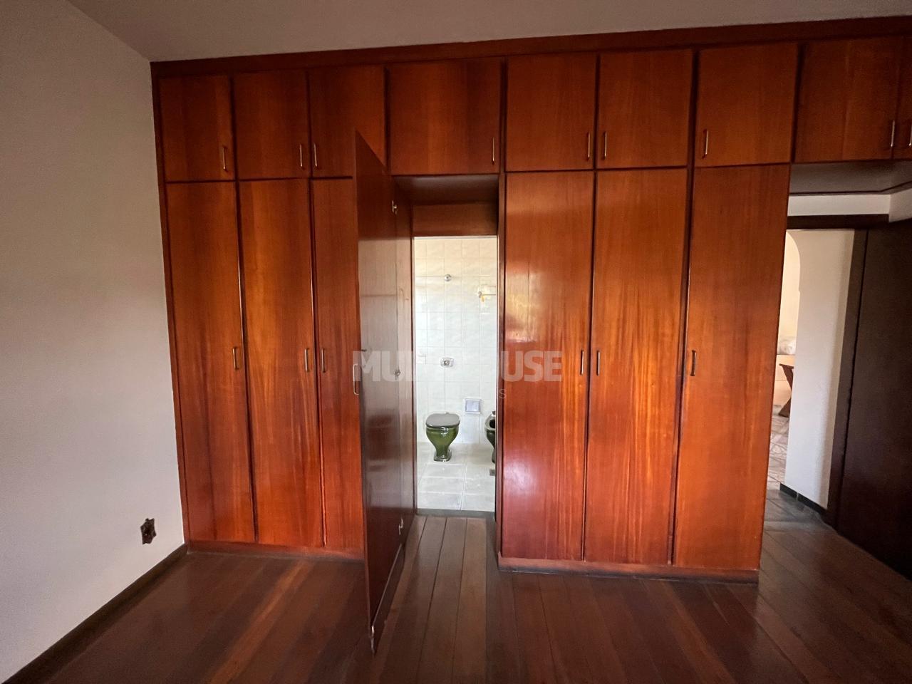 Casa à venda com 3 quartos, 416m² - Foto 14