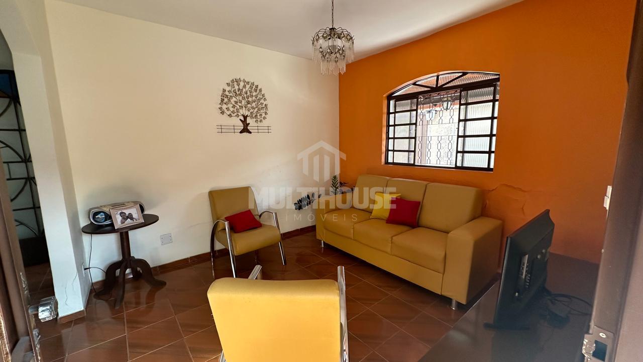 Casa à venda com 3 quartos, 159m² - Foto 6