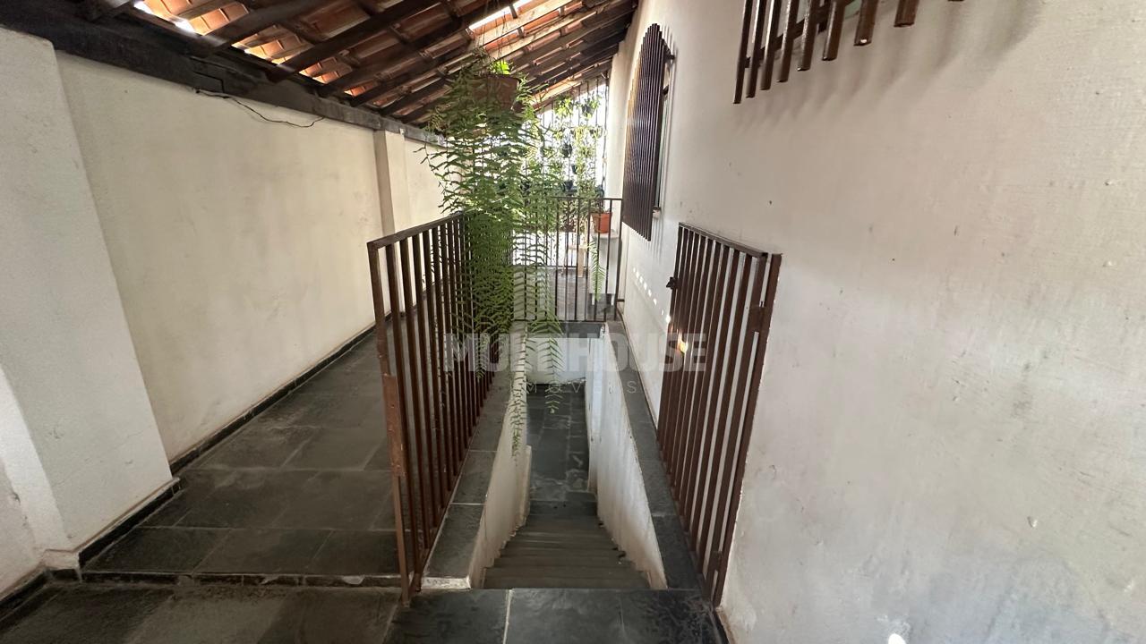 Casa à venda com 3 quartos, 159m² - Foto 30