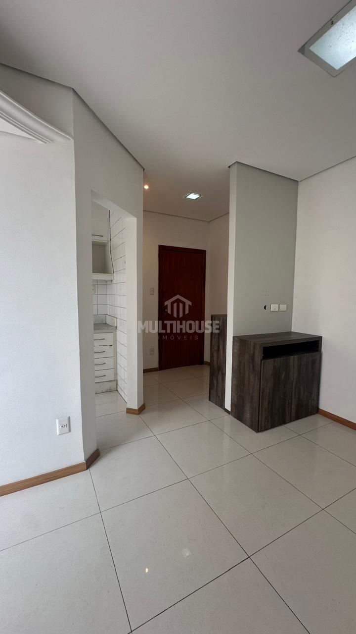 Apartamento à venda com 2 quartos, 60m² - Foto 6