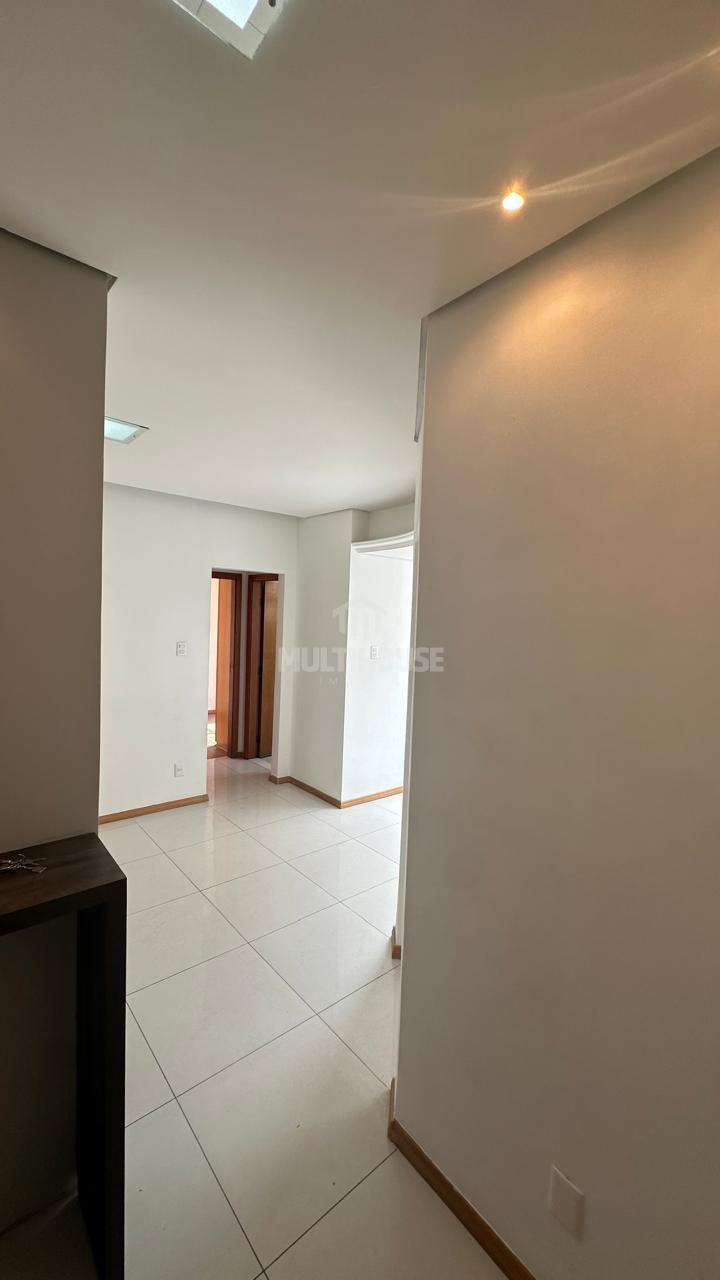 Apartamento à venda com 2 quartos, 60m² - Foto 7