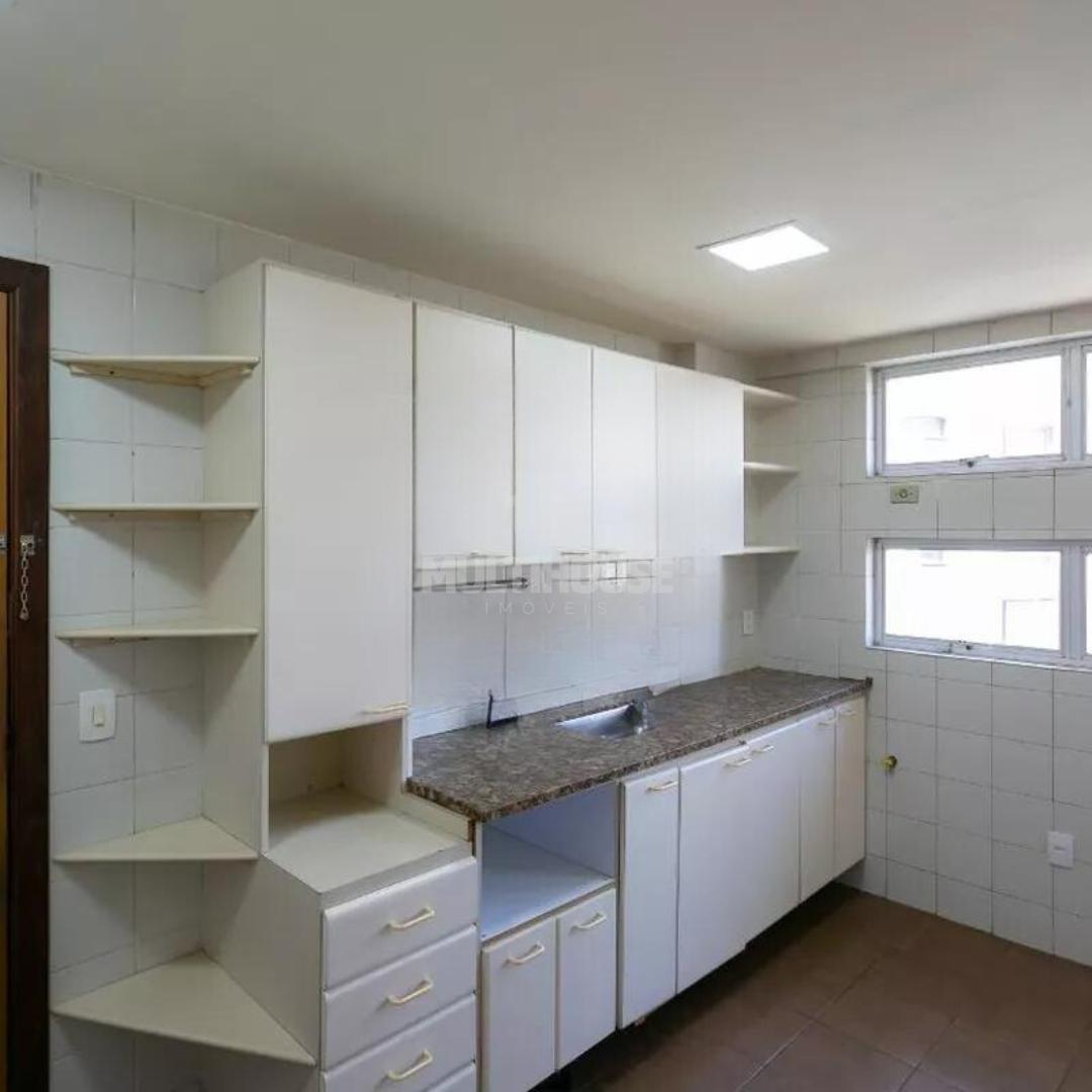 Apartamento para alugar com 3 quartos, 90m² - Foto 4