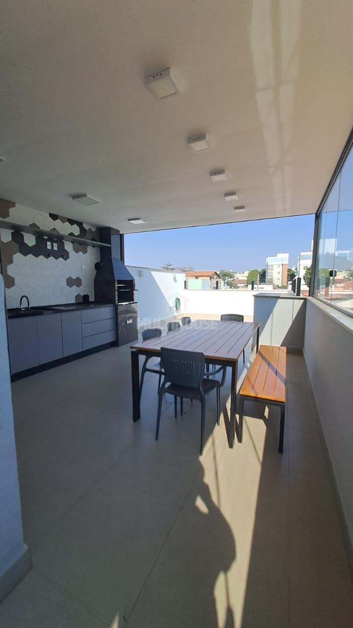 Apartamento à venda com 3 quartos, 142m² - Foto 1