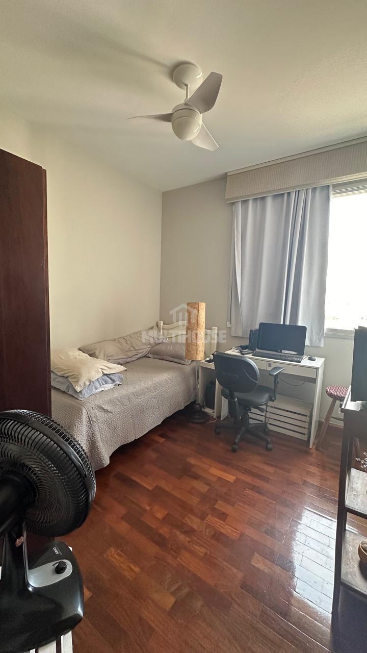 Apartamento à venda com 4 quartos, 140m² - Foto 11