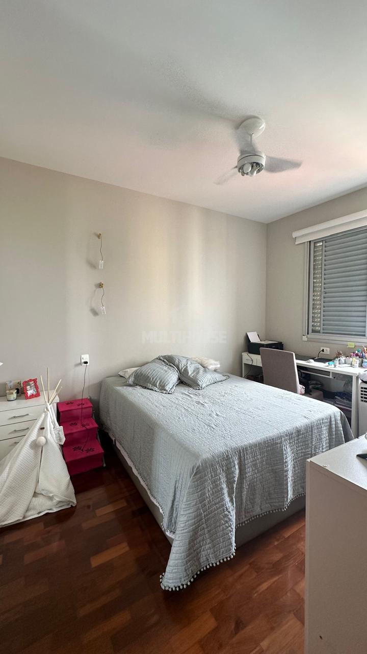 Apartamento à venda com 4 quartos, 140m² - Foto 13