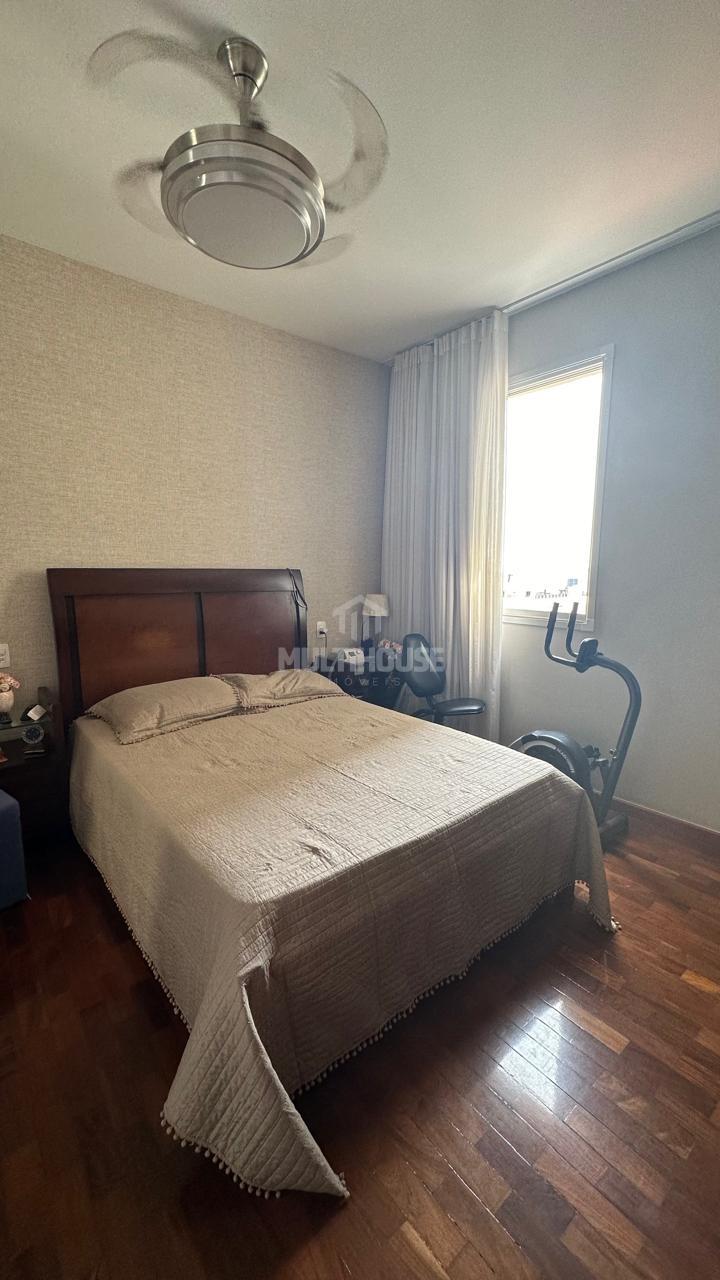 Apartamento à venda com 4 quartos, 140m² - Foto 15