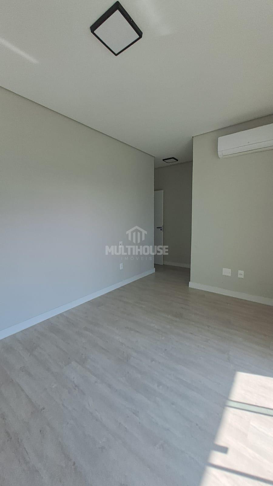 Casa para alugar com 4 quartos, 210m² - Foto 24