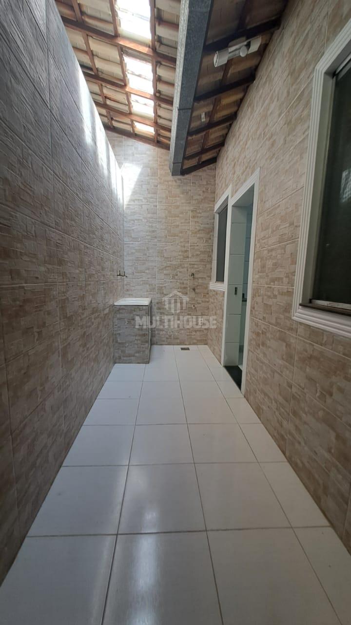 Casa para alugar com 2 quartos, 90m² - Foto 3