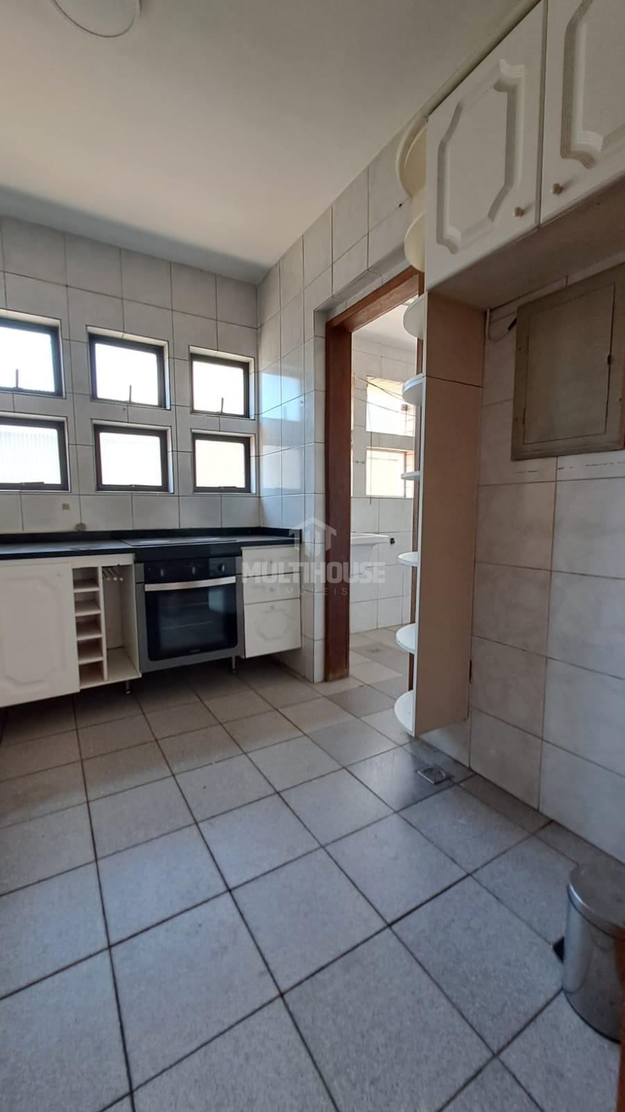 Apartamento para alugar com 3 quartos, 120m² - Foto 27