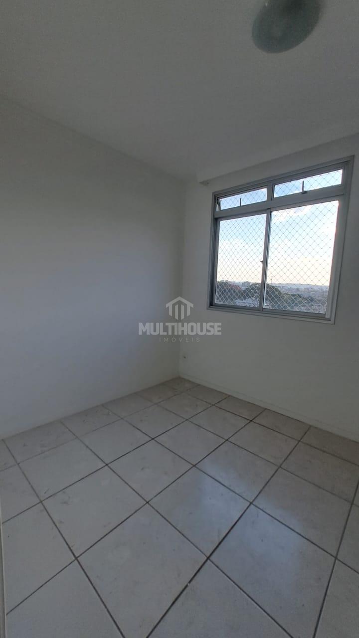 Apartamento à venda com 2 quartos, 70m² - Foto 11