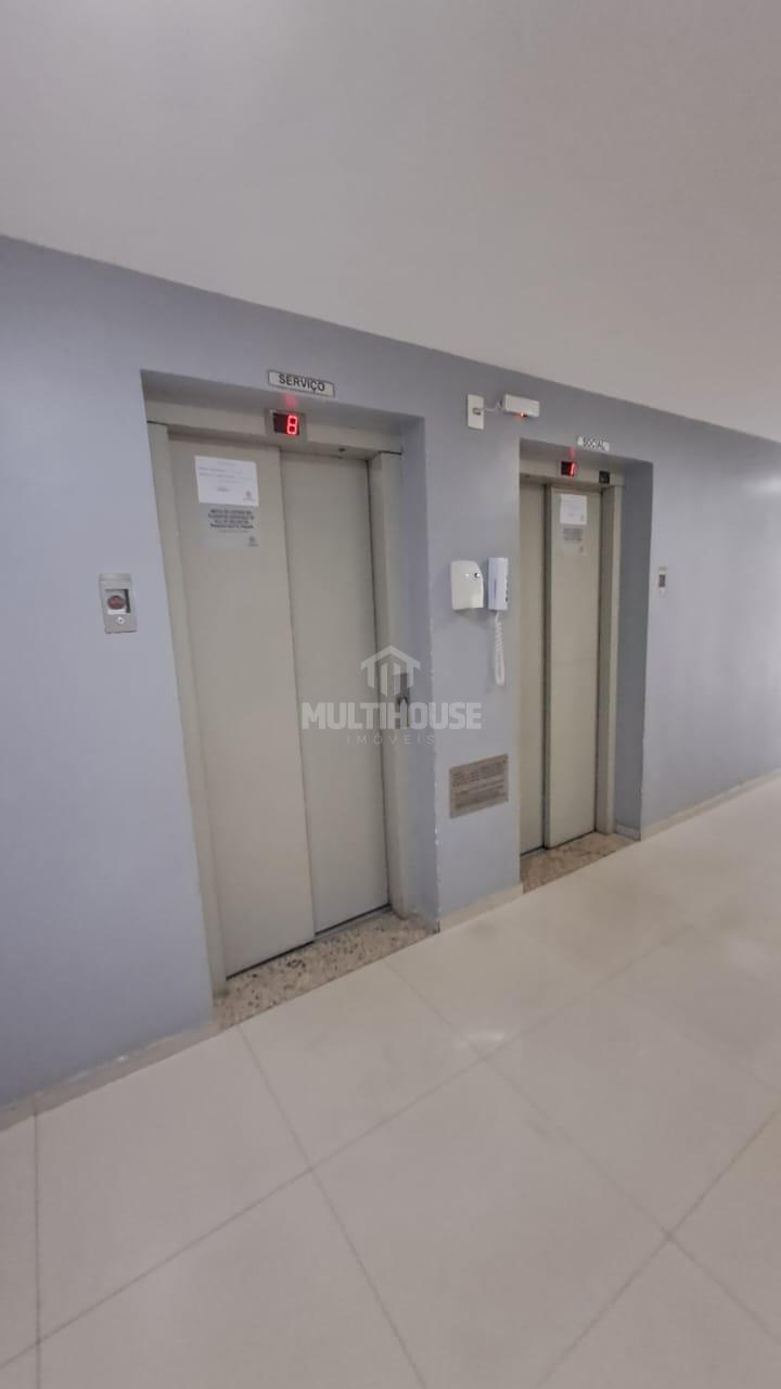 Apartamento à venda com 2 quartos, 70m² - Foto 18