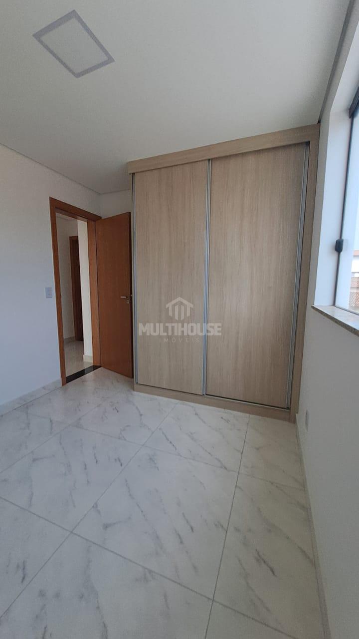 Apartamento para alugar com 3 quartos, 130m² - Foto 10