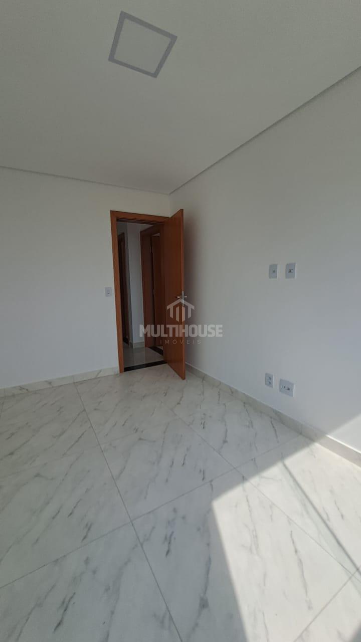 Apartamento para alugar com 3 quartos, 130m² - Foto 11