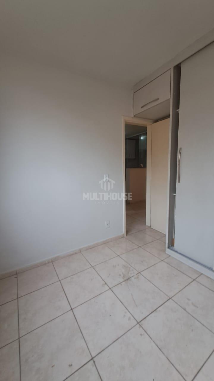 Apartamento para alugar com 2 quartos, 55m² - Foto 4